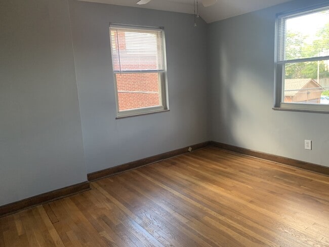 Photo - 1430 W 6th Ave