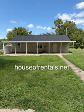 Photo - 107 E Vermont St