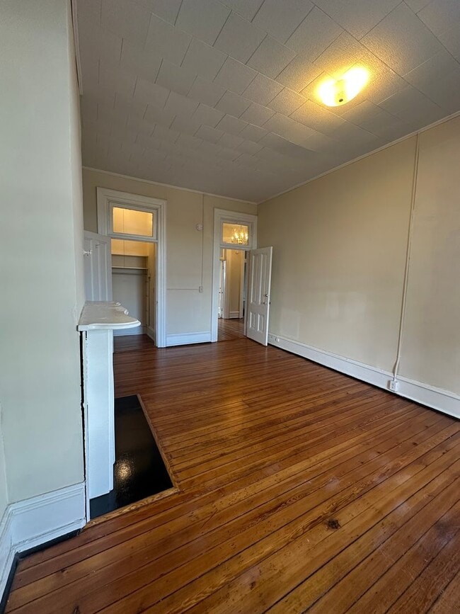 Photo - 708 Court St Unit B