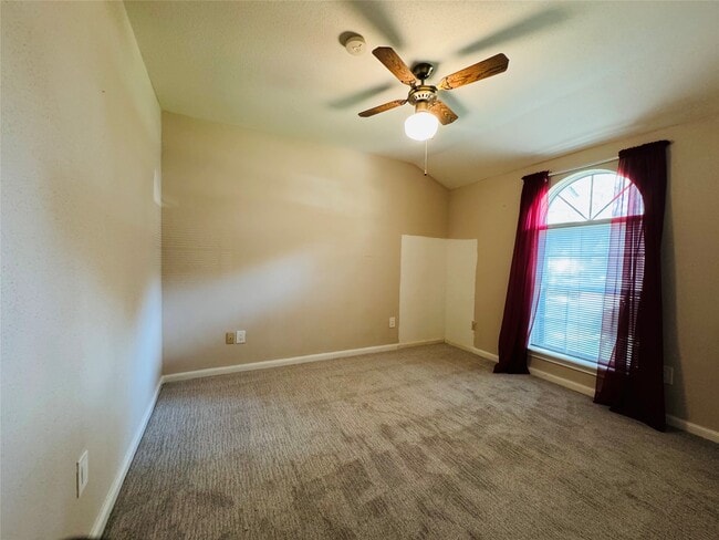 Photo - 7622 Woodsman Trail