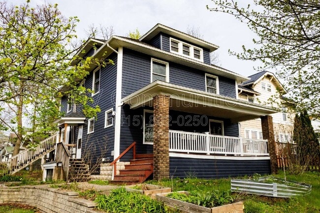 Building Photo - 54 S Portage Path Unit 3