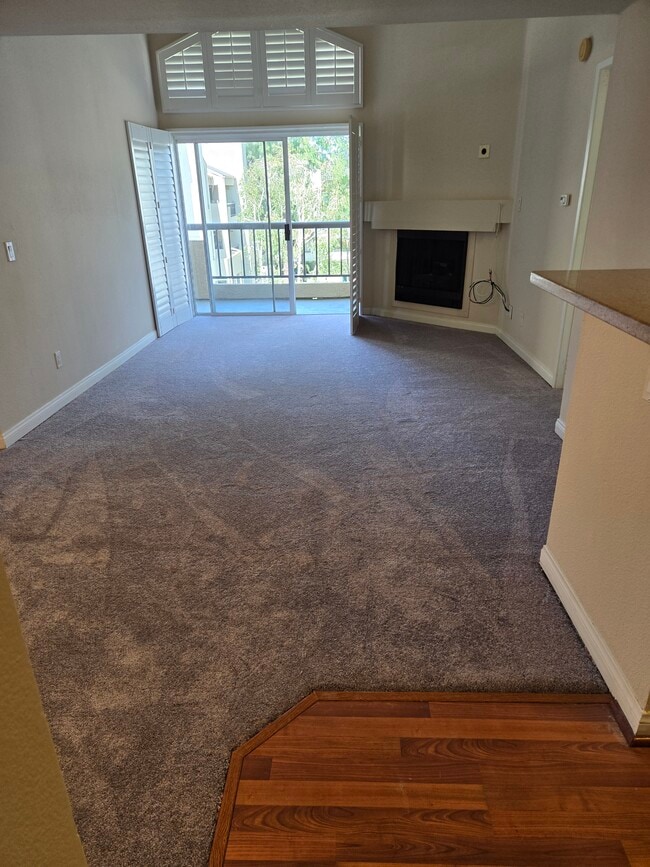5520 Owensmouth Ave Unit 313