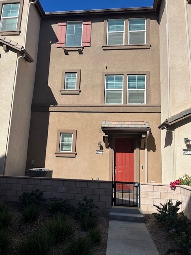 Heirloom Farms 2 bedroom 2 1/2 bath home - Heirloom Farms 2 bedroom 2 1/2 bath home