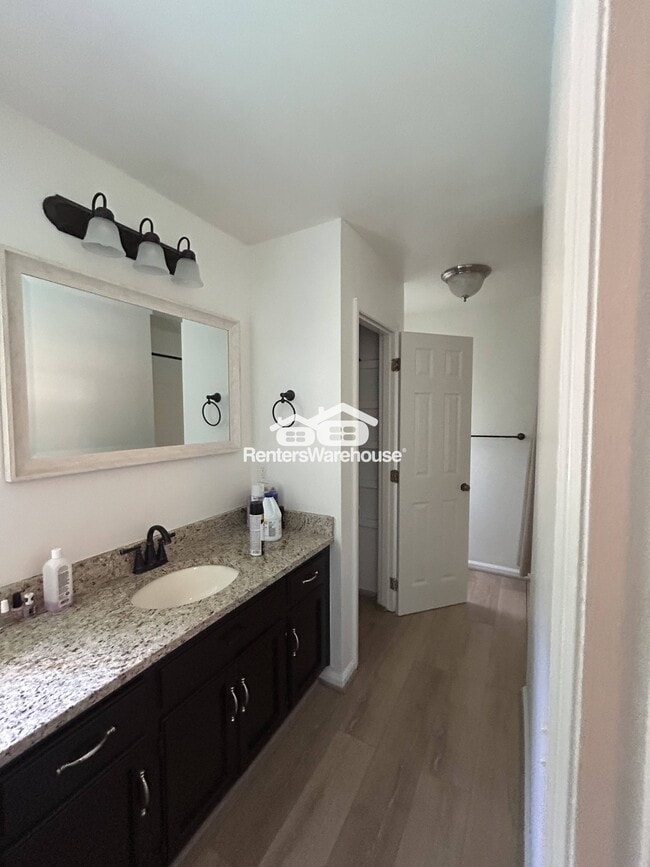 Photo - 2501 Crestwood Cir