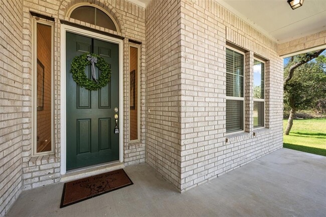 Photo - 686 Treadwell Ln