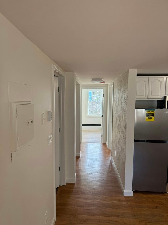 Photo - 222 Main St Unit R2