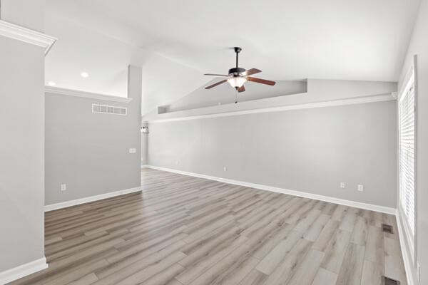 Photo - 316 Silverton Way