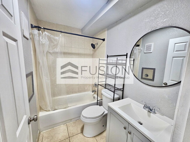 Photo - 400 NW 65th Ave Unidad 119