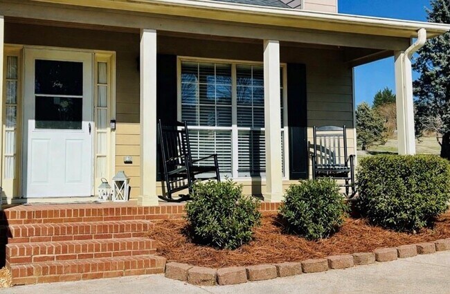 Photo - 5472 Riverchase Dr