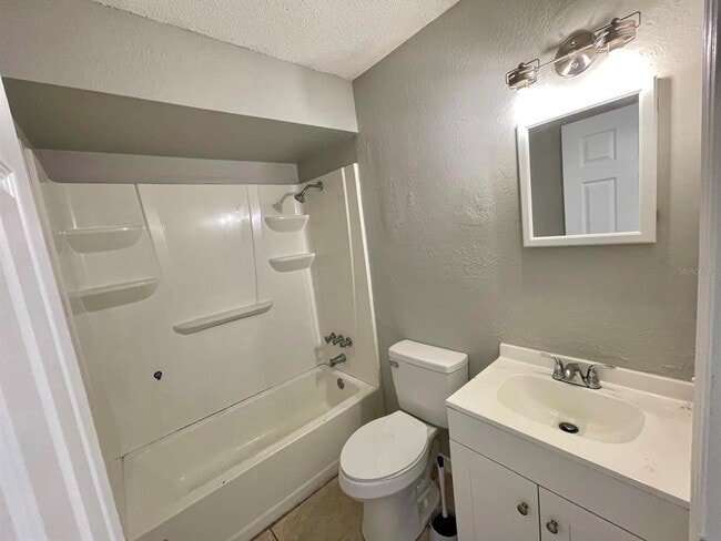 Photo - 1700 Birchwood Cir