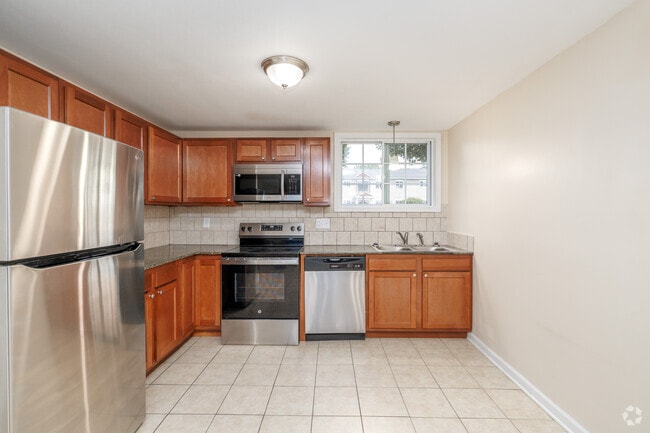 2BR, 1BA - 900SF - Kitchen - Rose May Manor Unit 38