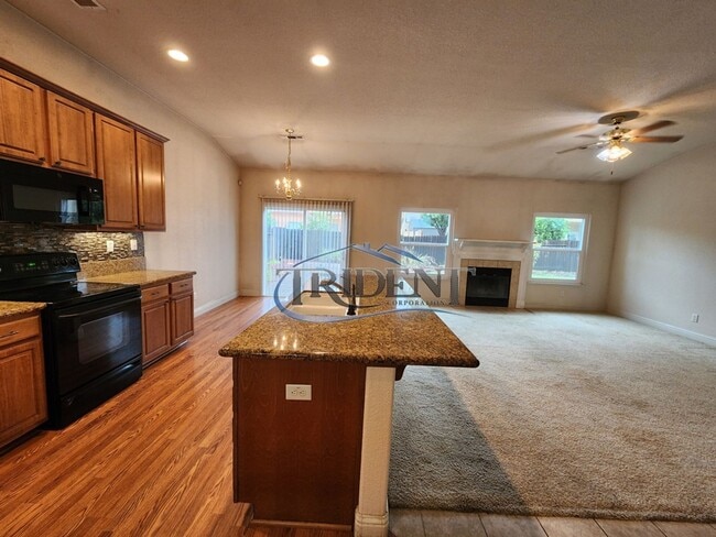 Photo - 4 bedroom 2 bath locaded in a cultisac