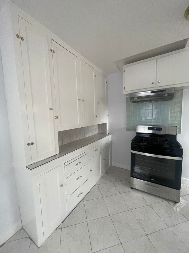 Photo - 3554 Arroyo Seco Ave