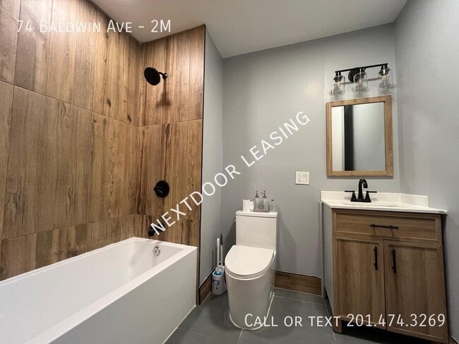 Photo - 74 Baldwin Ave Unidad 2M