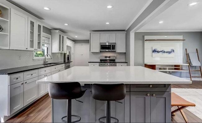 Photo - 6858 Lockridge Dr NW