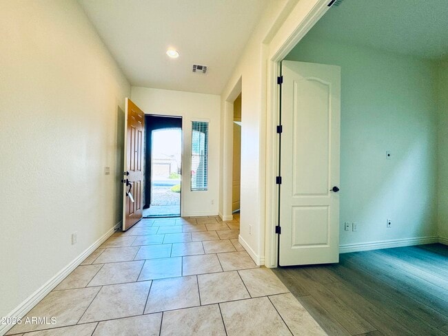 Photo - 3039 E Mahogany Pl