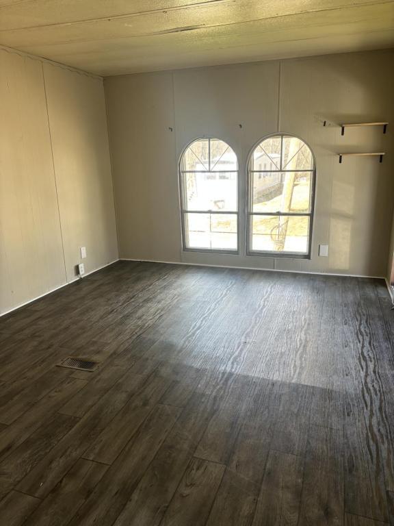 Photo - 1131 Salem St