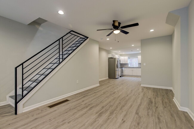 Photo - 4021 Howland St