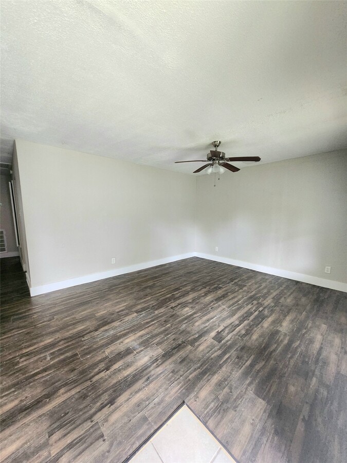 Photo - 9110 Kentshire Dr