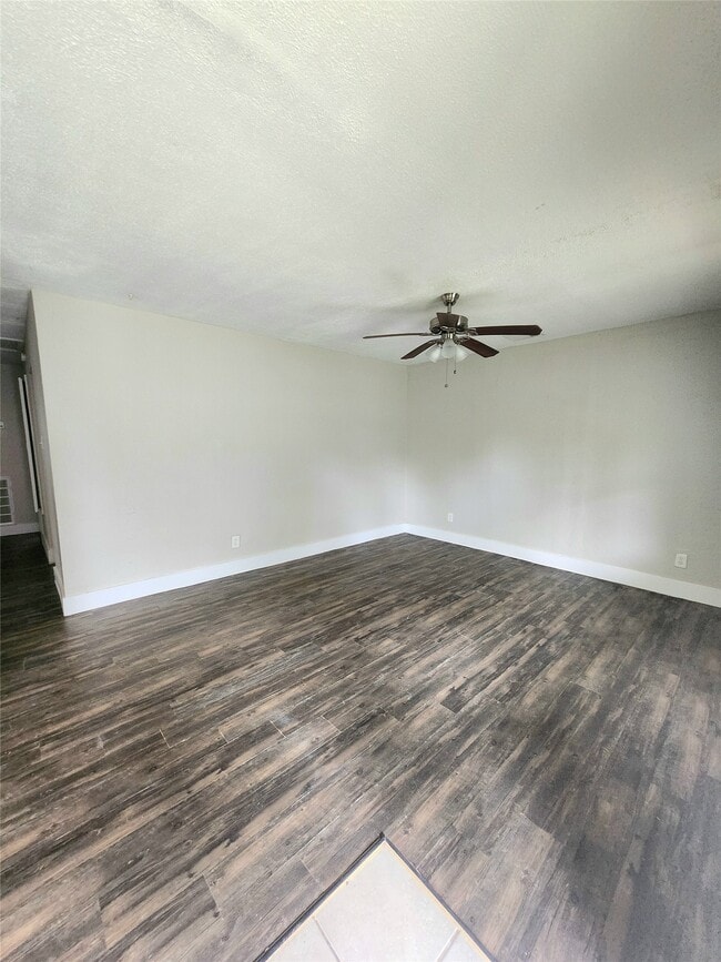 Photo - 9110 Kentshire Dr