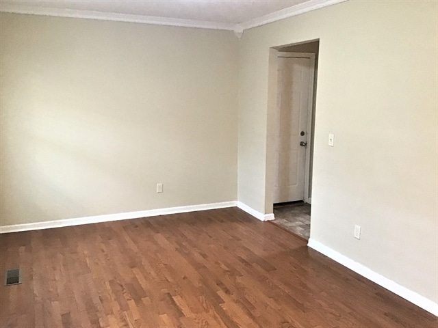 Photo - 753 Lakefield Dr