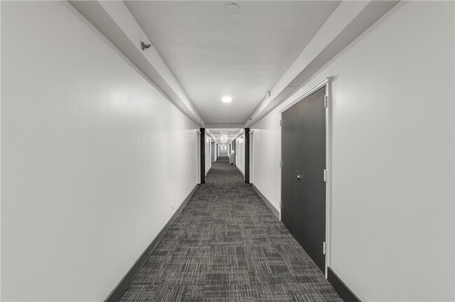 Photo - 620 Peachtree St NE Condo Unit 511