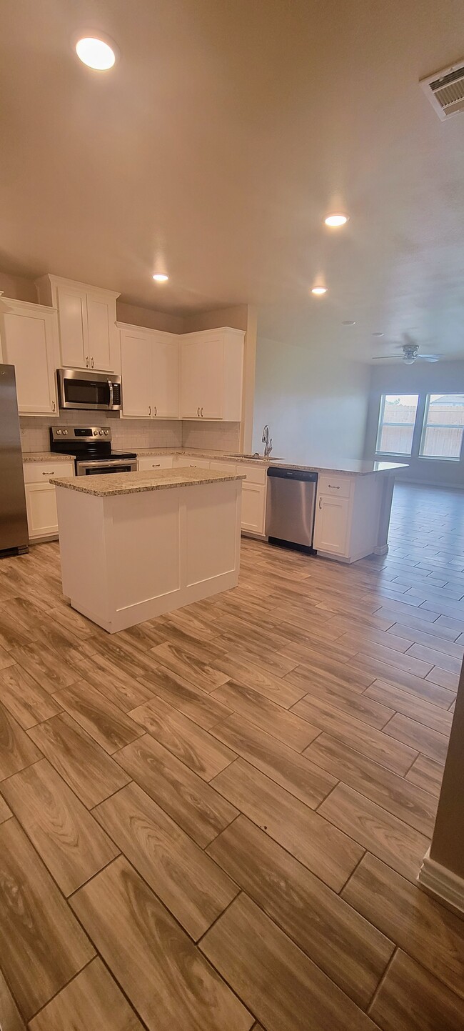 Photo - 5415 Rose Gdn Lp Unidad A