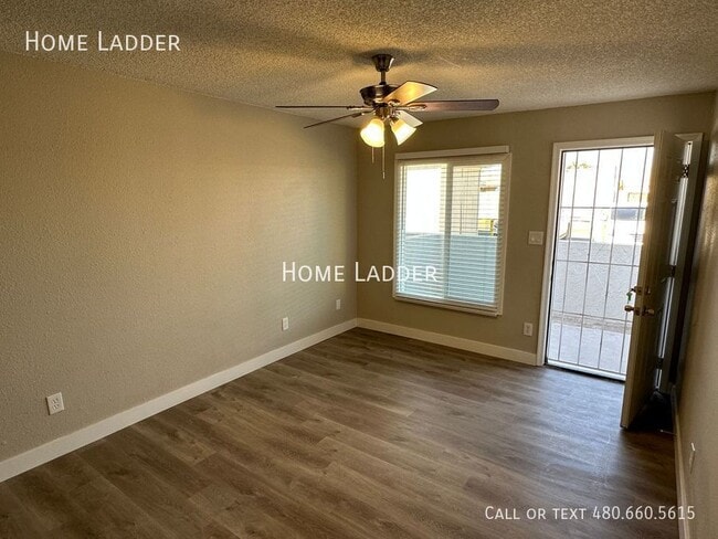 Photo - 2262 E Broadway Rd Unit B