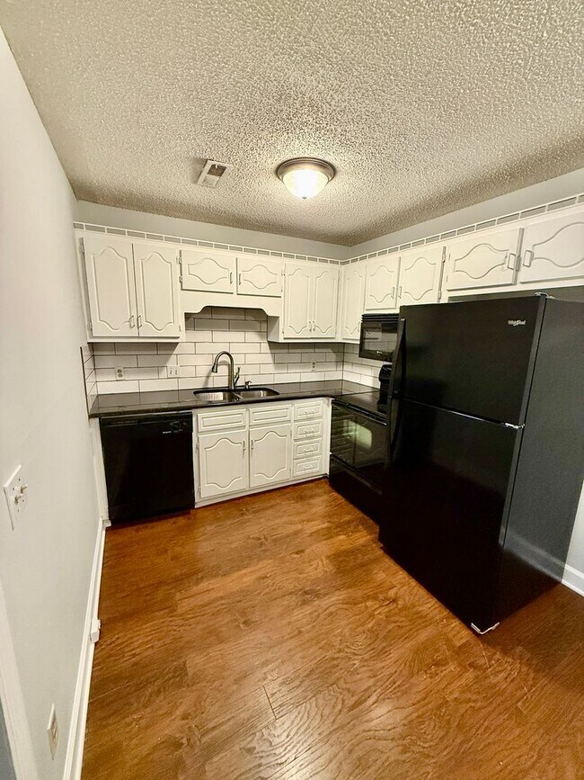 Photo - 2 Bedroom Condo on Chapman Mountain Unit D