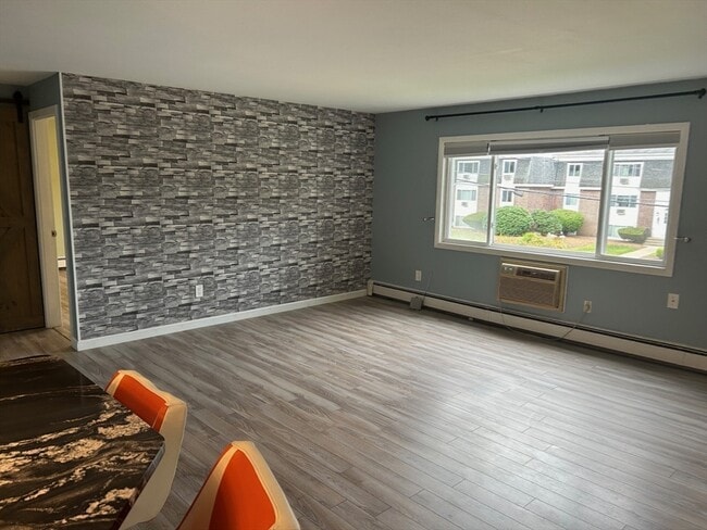 Photo - 37 Will Dr Unit 12