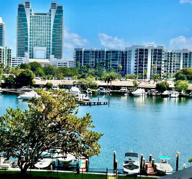 Building Photo - 500 Three Islands Boulevard Unit 223