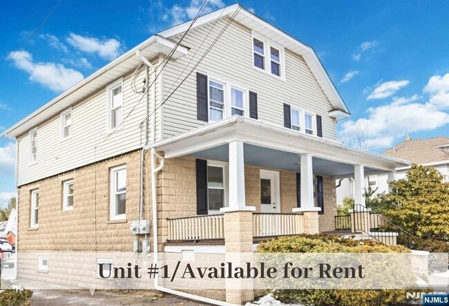 Photo - 10 Zazzetti St