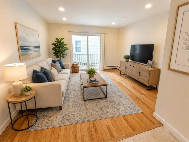 Photo - 126 Clifton St