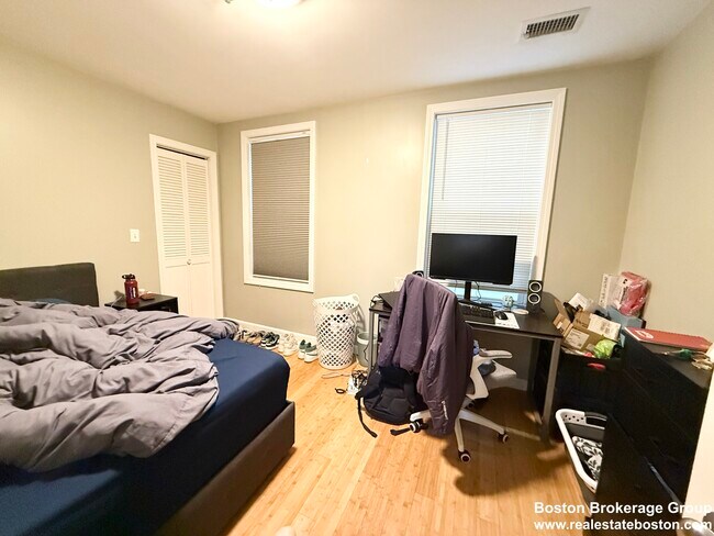 Photo - 110 Chester St Condo Unit 1