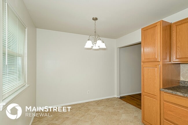 Photo - 7 Marveline Dr