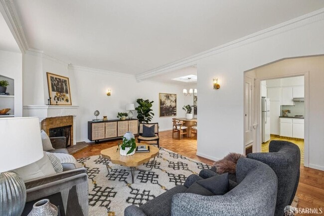 Photo - 845 44th Ave