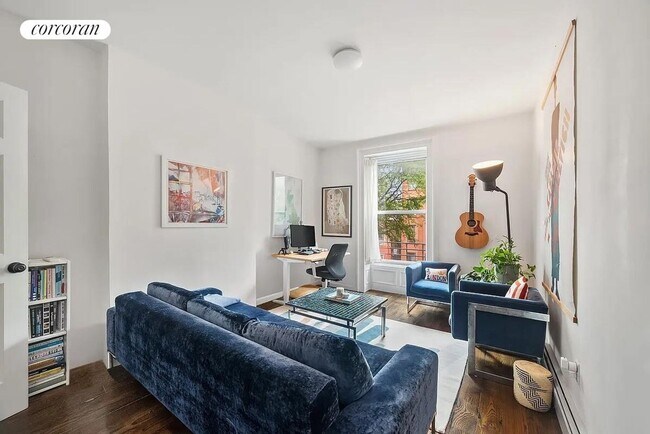 Building Photo - 275 Vanderbilt Ave