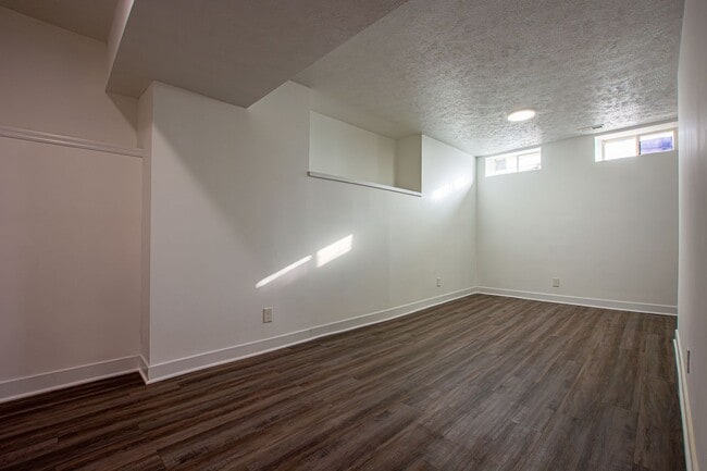 Photo - 2415 E Street Unidad #1