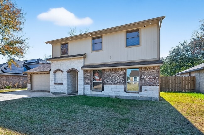 Photo - 17634 Huntersglen Cir