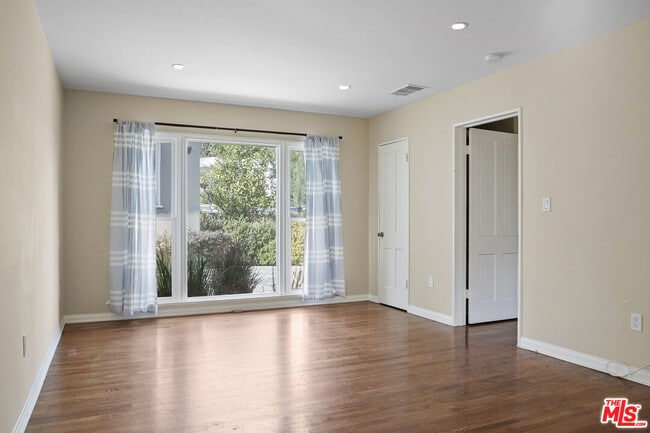 Photo - 1201 Columbia Pl