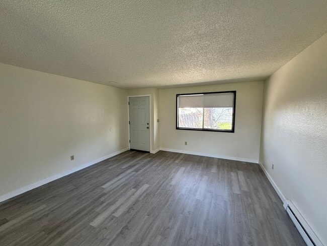 Photo - 1812 E Mallon Ave