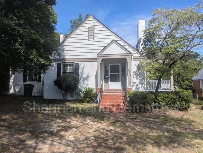 Building Photo - 1449 Troupe St Rental