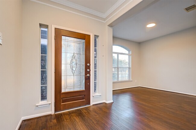 Photo - 26018 S Lakefair Dr