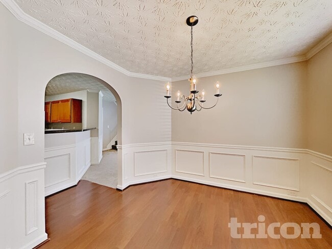 Photo - 7637 Garnet Dr