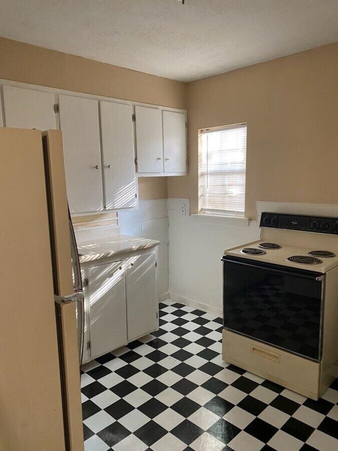 Photo - 1109 45th St