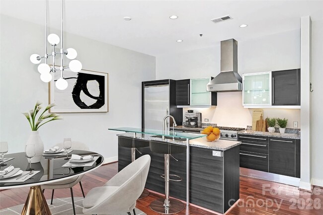 Photo - 1100 Metropolitan Ave Unit 405