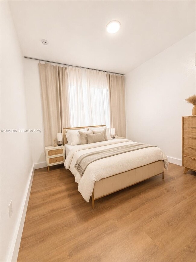 Photo - 17911 NW 91st Ct Unidad 0