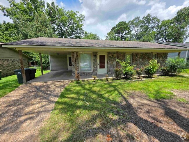 Building Photo - 5400 Southboro Dr Rental