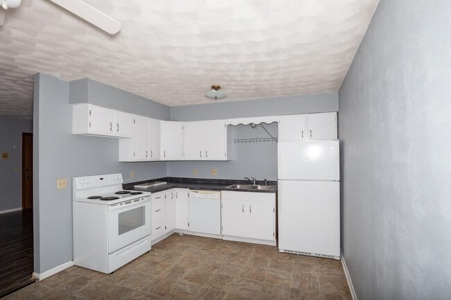 Photo - 3430 Holiday Ct Unit 3