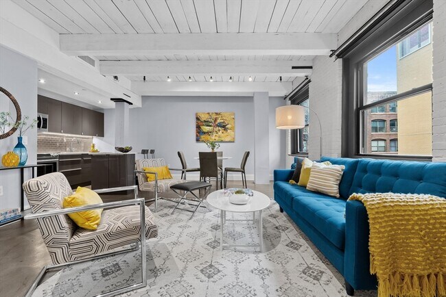 Building Photo - 90 Wareham St Unit 303